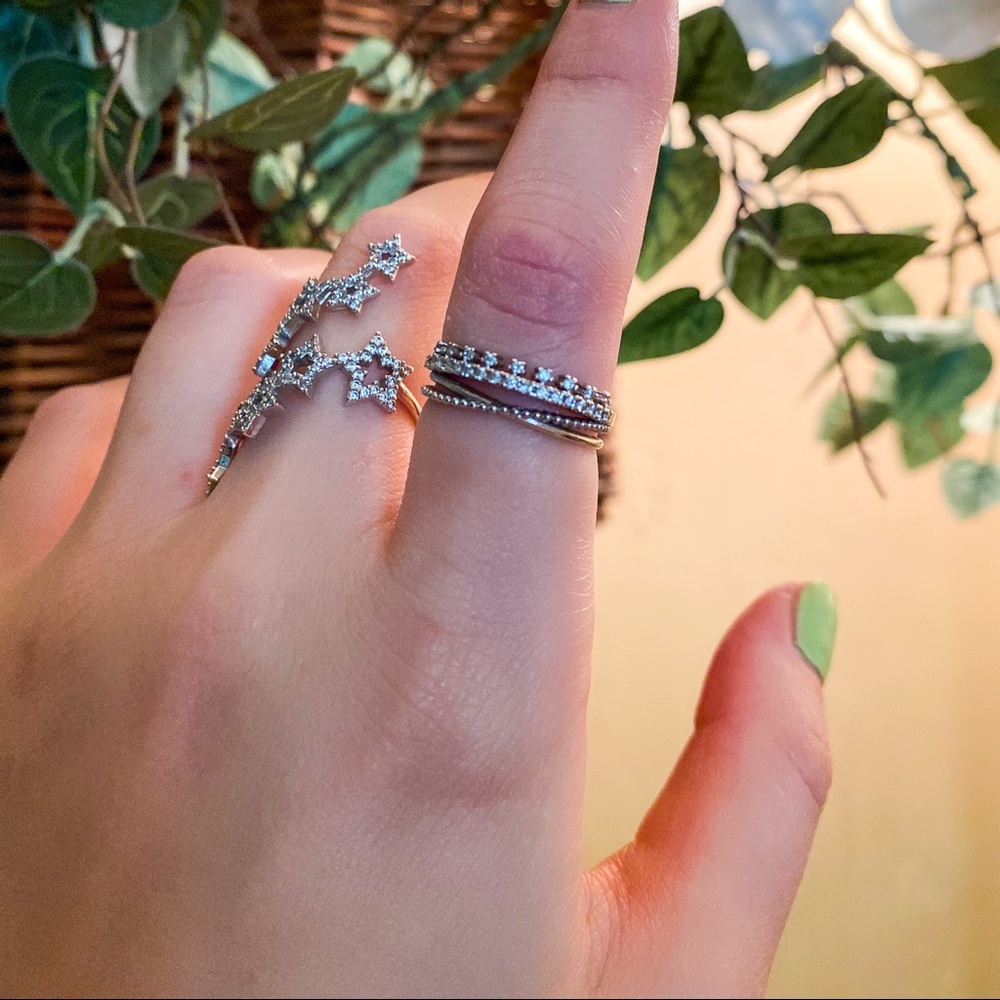 Silver intertwined ring - Picture 3 of 4